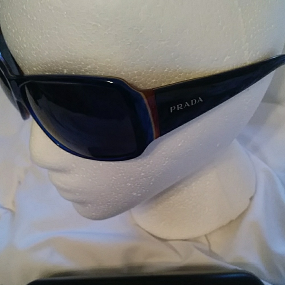COPY - Men's...Prada sunglasses! - Picture 2 of 6